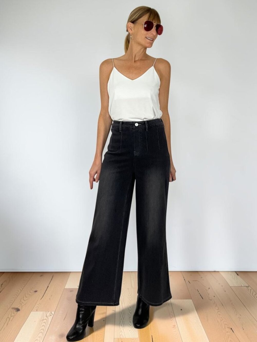 HALARA Flex High Waisted Tummy Control Wide Leg Jean SP Small Petite Gray